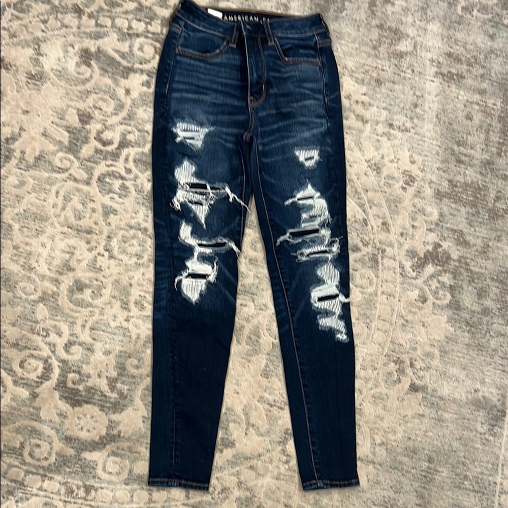 American Eagle Outfitters Women's Distressed Blue Jeans
